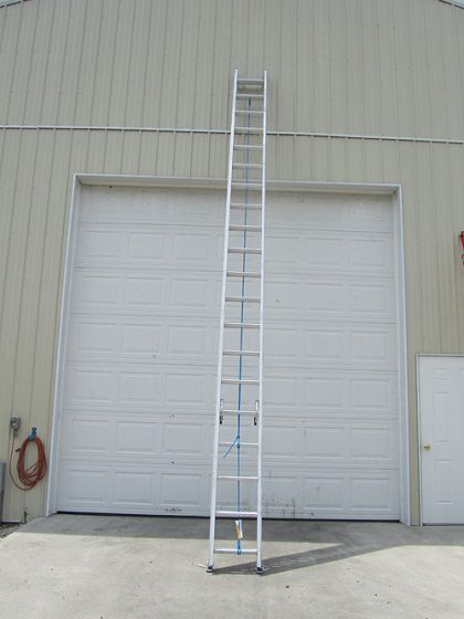 Ladder 40 Ft Aluminium Ext 250 Lb Featured Image
